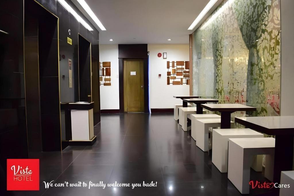 Vista Hotel Cubao Quezón by Eksteriør bilde