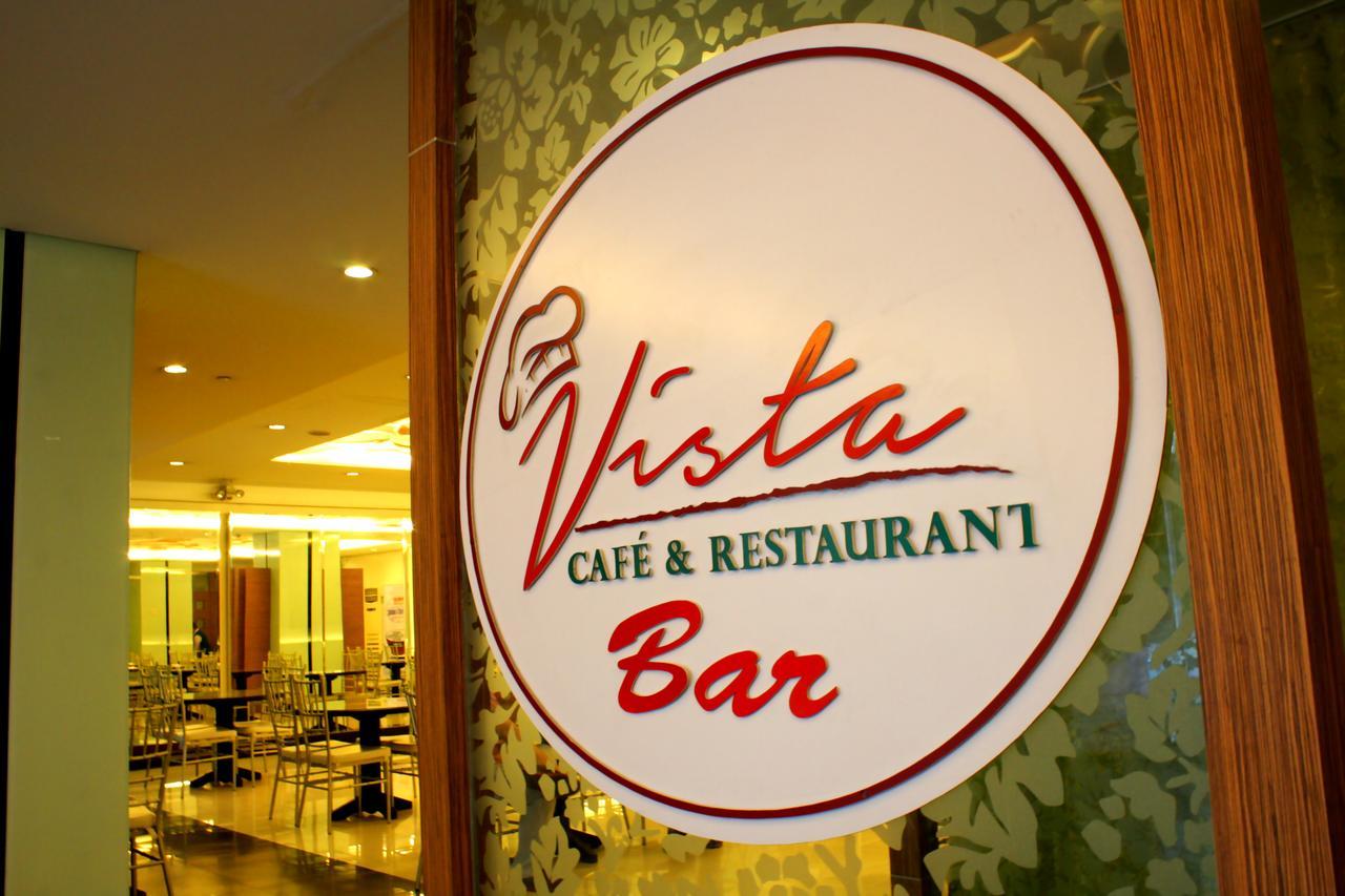 Vista Hotel Cubao Manila Eksteriør bilde