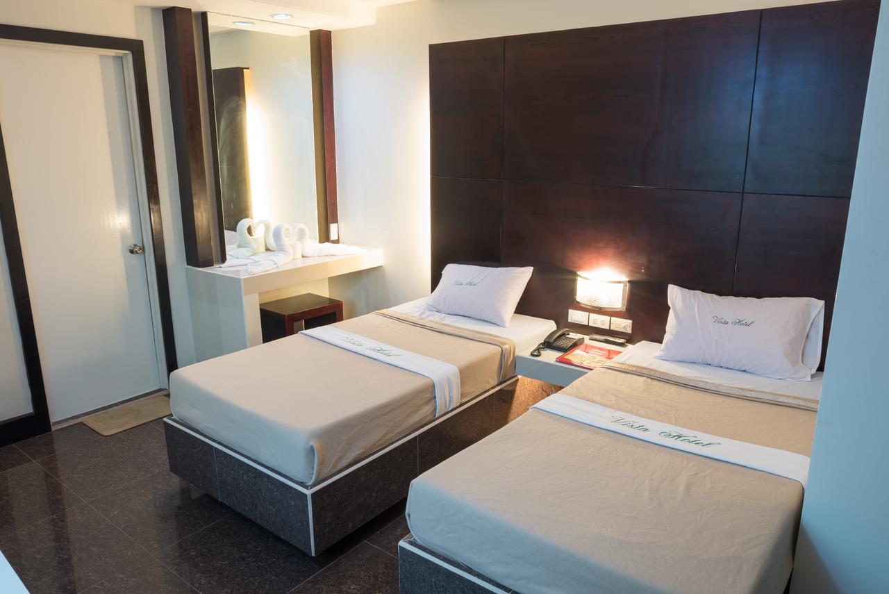 Vista Hotel Cubao Quezón by Eksteriør bilde
