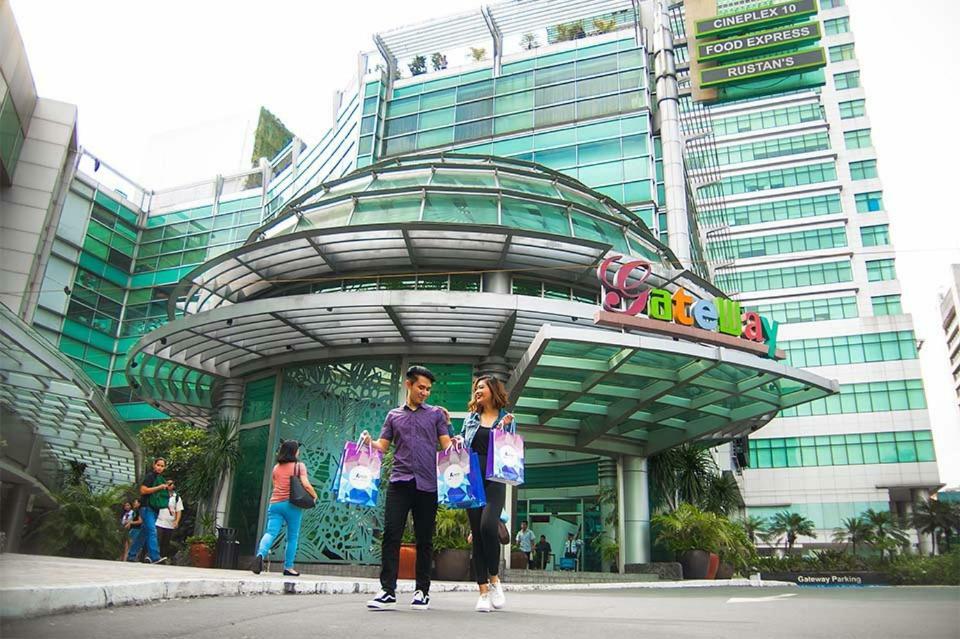 Vista Hotel Cubao Manila Eksteriør bilde